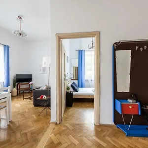 wstapartments-centralone-gorskiego-1.warsawhotelspoland.com/