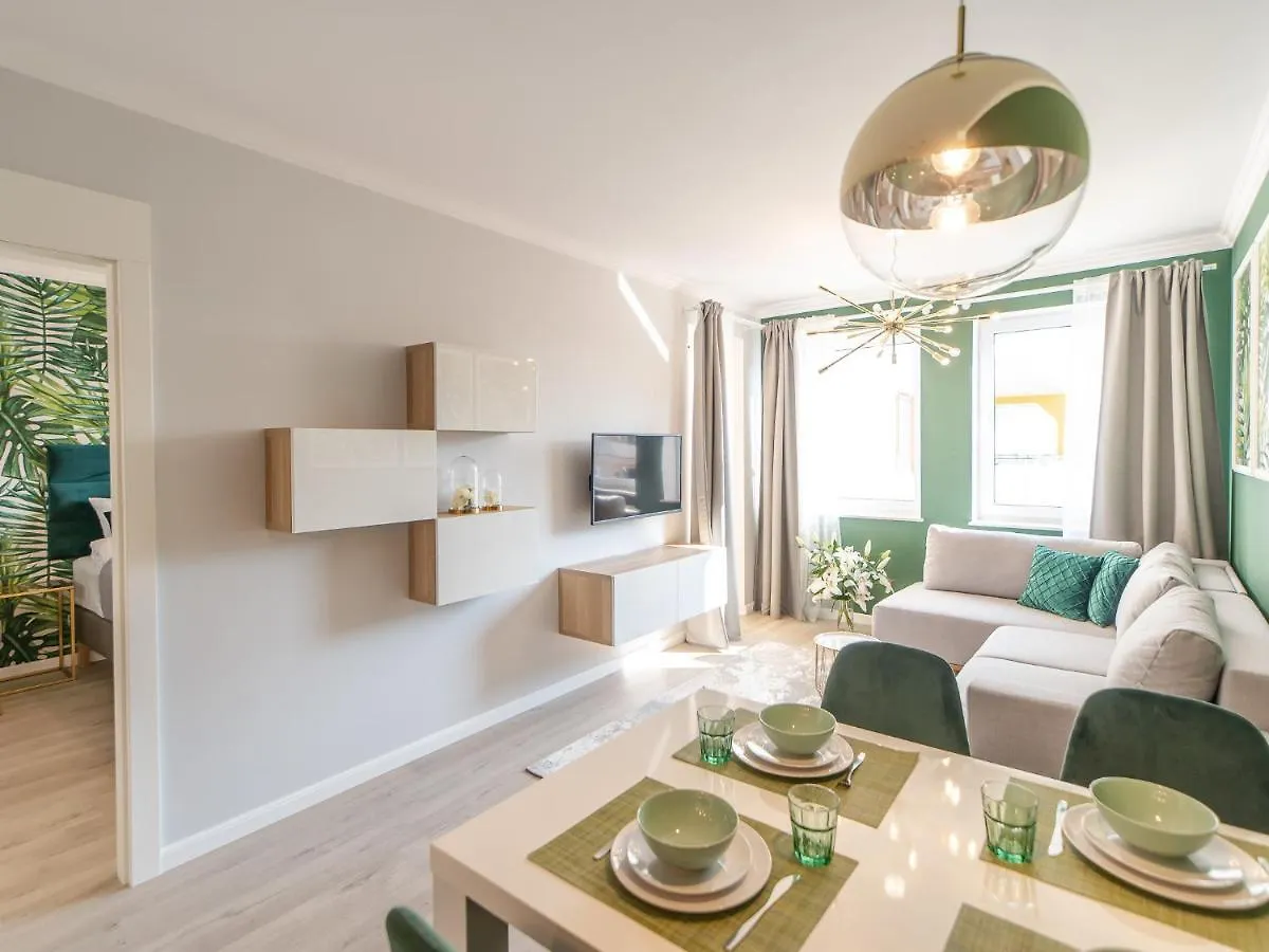 Apartamenty Blekit Na Fali - Miodowy Dom Kolobrzeg